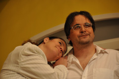 2010042_0